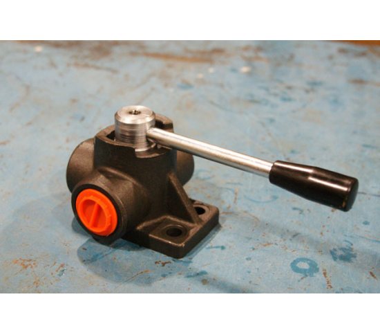 Гидрораспределитель Ferrari Int2 Кран трехходовой 3/4 () - купить он ...